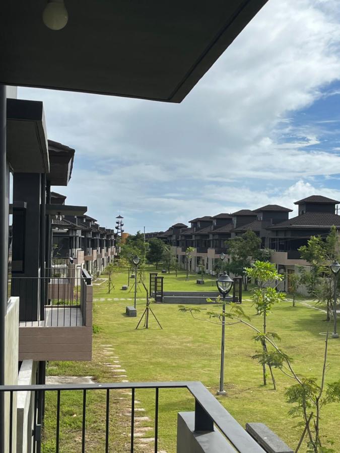Seafront Residences Vacation Getaway San Juan  Kültér fotó