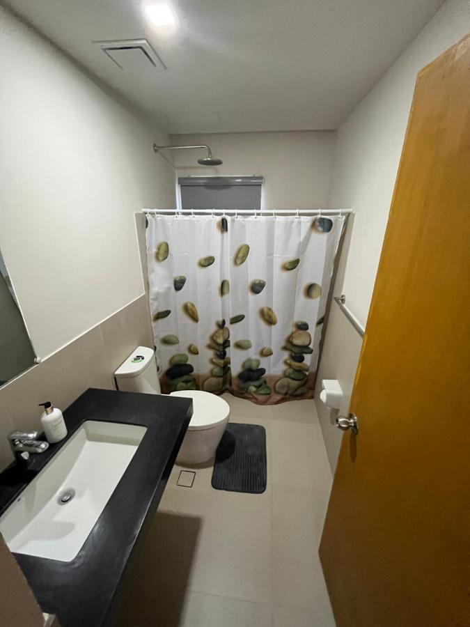 Seafront Residences Vacation Getaway San Juan  Kültér fotó
