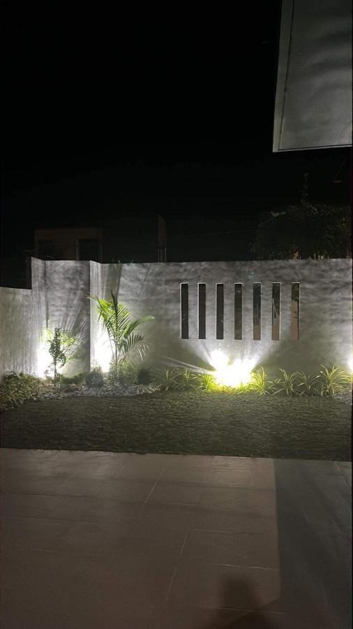 Seafront Residences Vacation Getaway San Juan  Kültér fotó